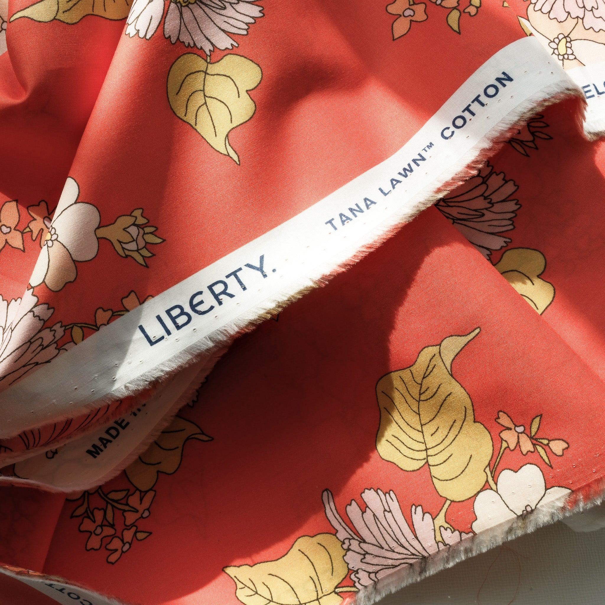 Liberty Fabrics Garden Melody Collection : Tropical Sprig C