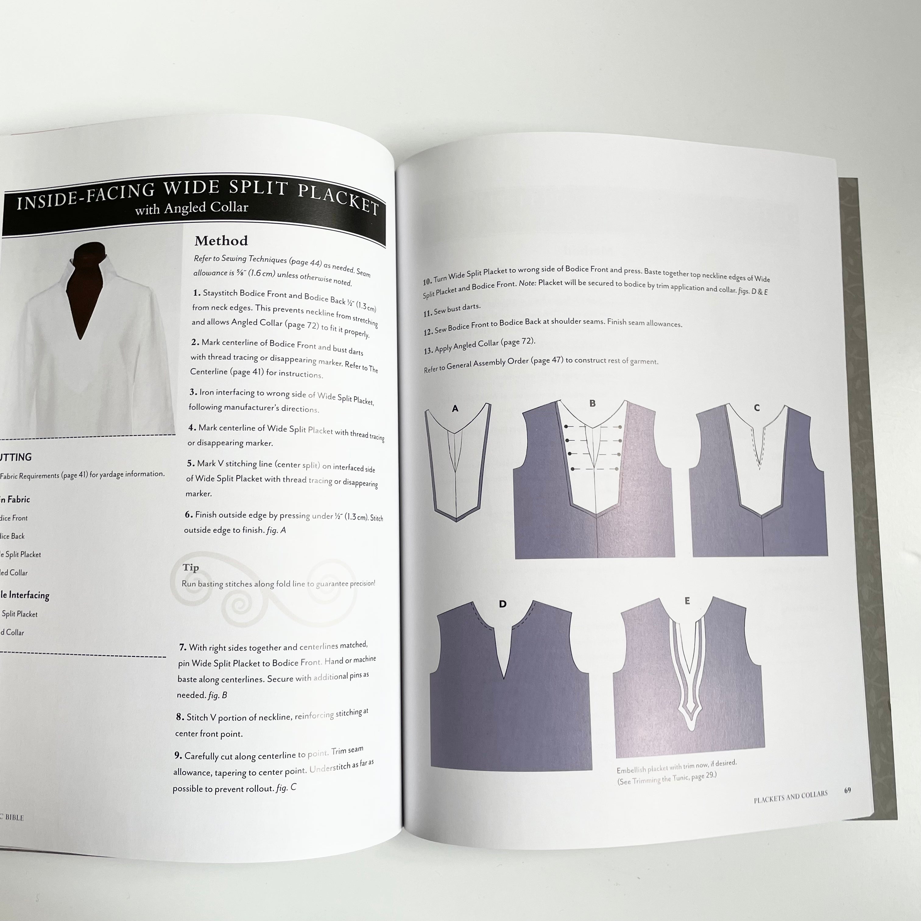 The Tunic Bible - Sarah Gunn and Julie Starr