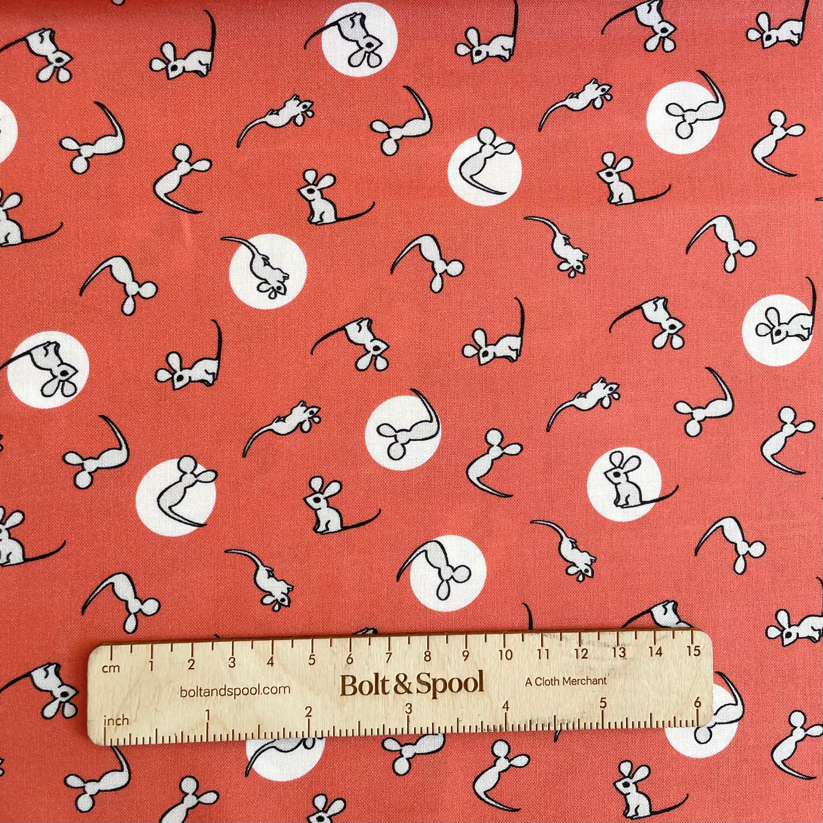 Cloud9 Organic Cotton : Goodnight Moon - Mouse Red