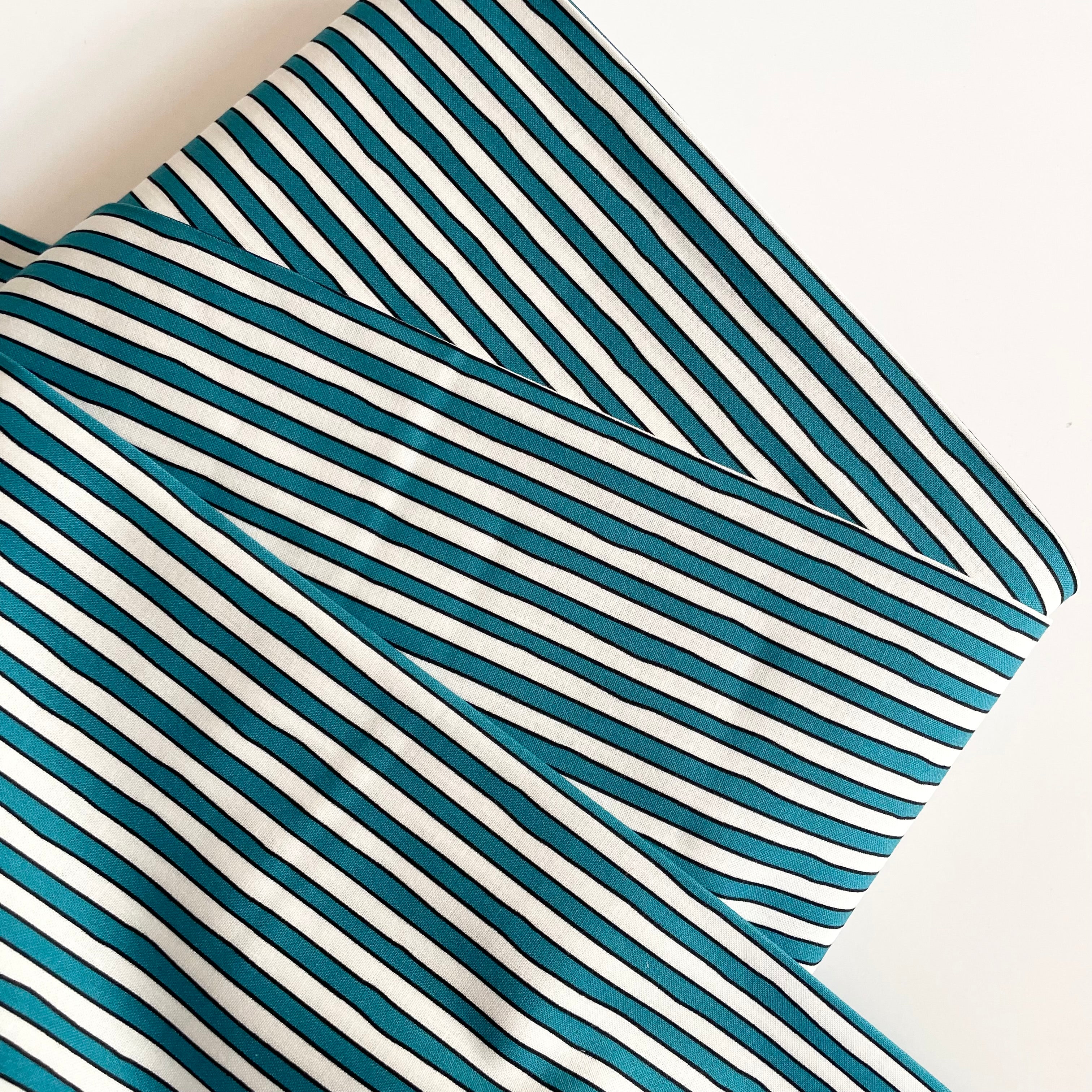 Cloud9 Organic Cotton : Goodnight Moon - Stripe White / Blue
