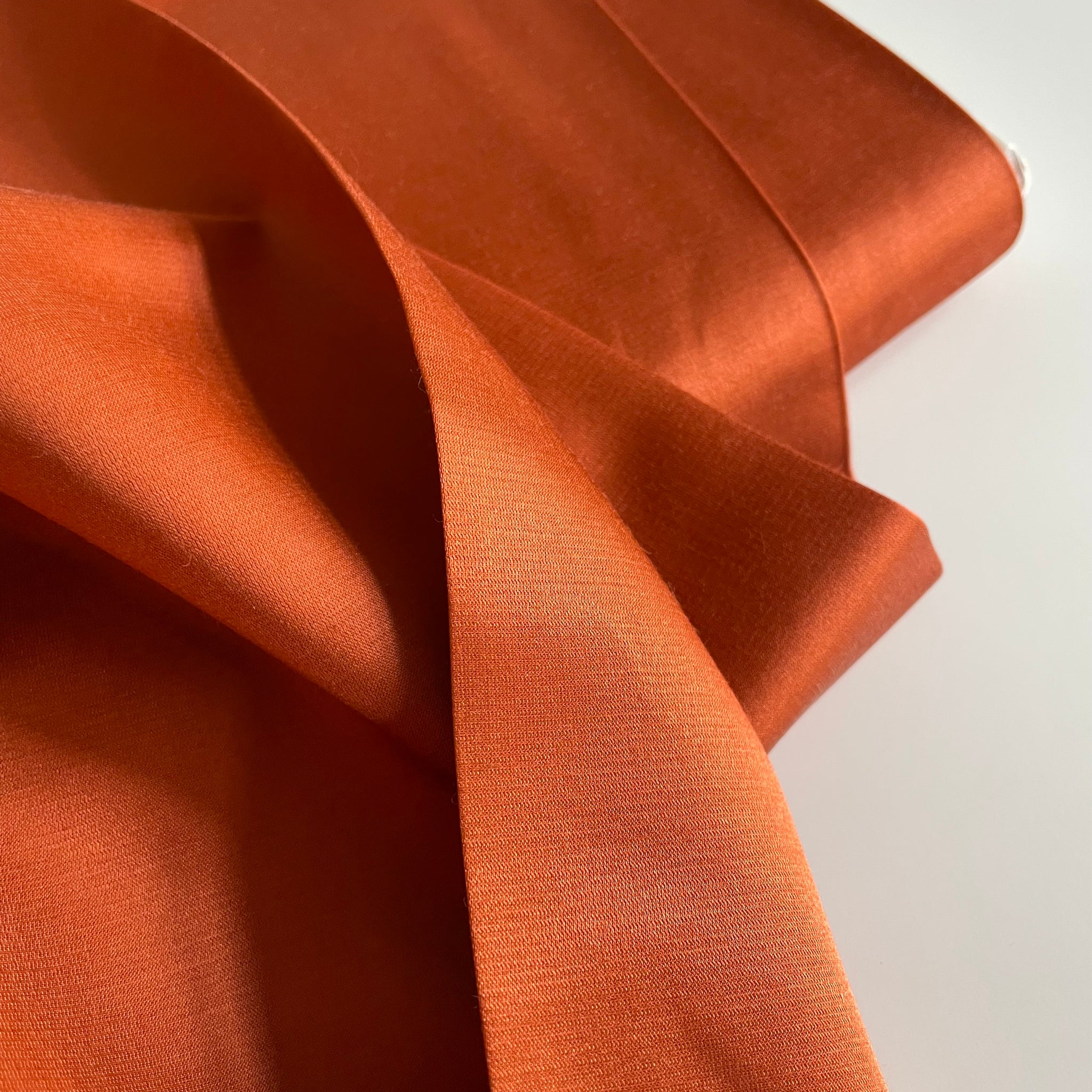 Robert Kaufman Radiance Silk / Cotton - Copper