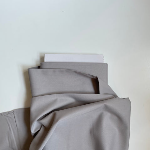 Tilda Fabrics : Solid Grey Cloud