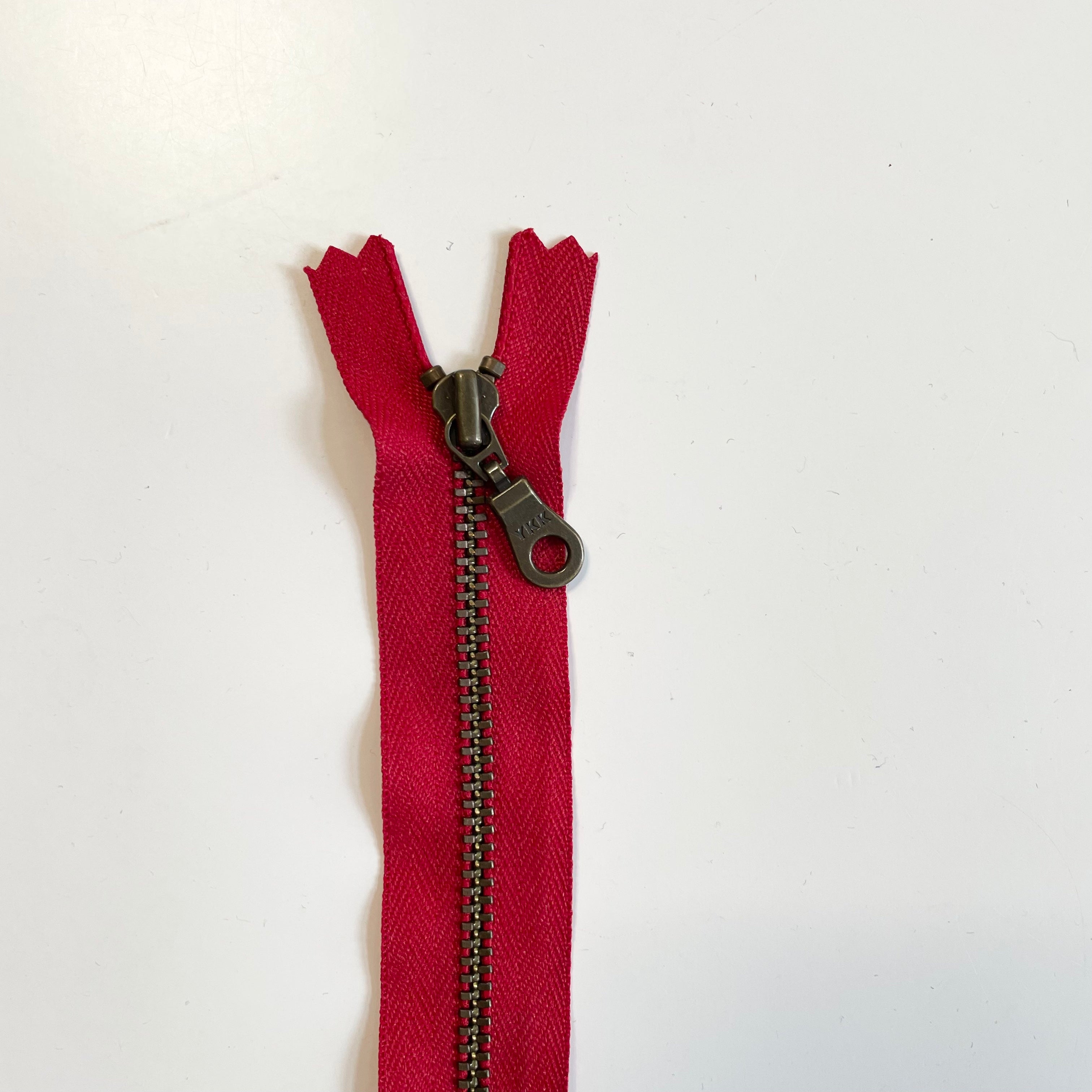 YKK Metal Donut-Pull Zipper - 10"
