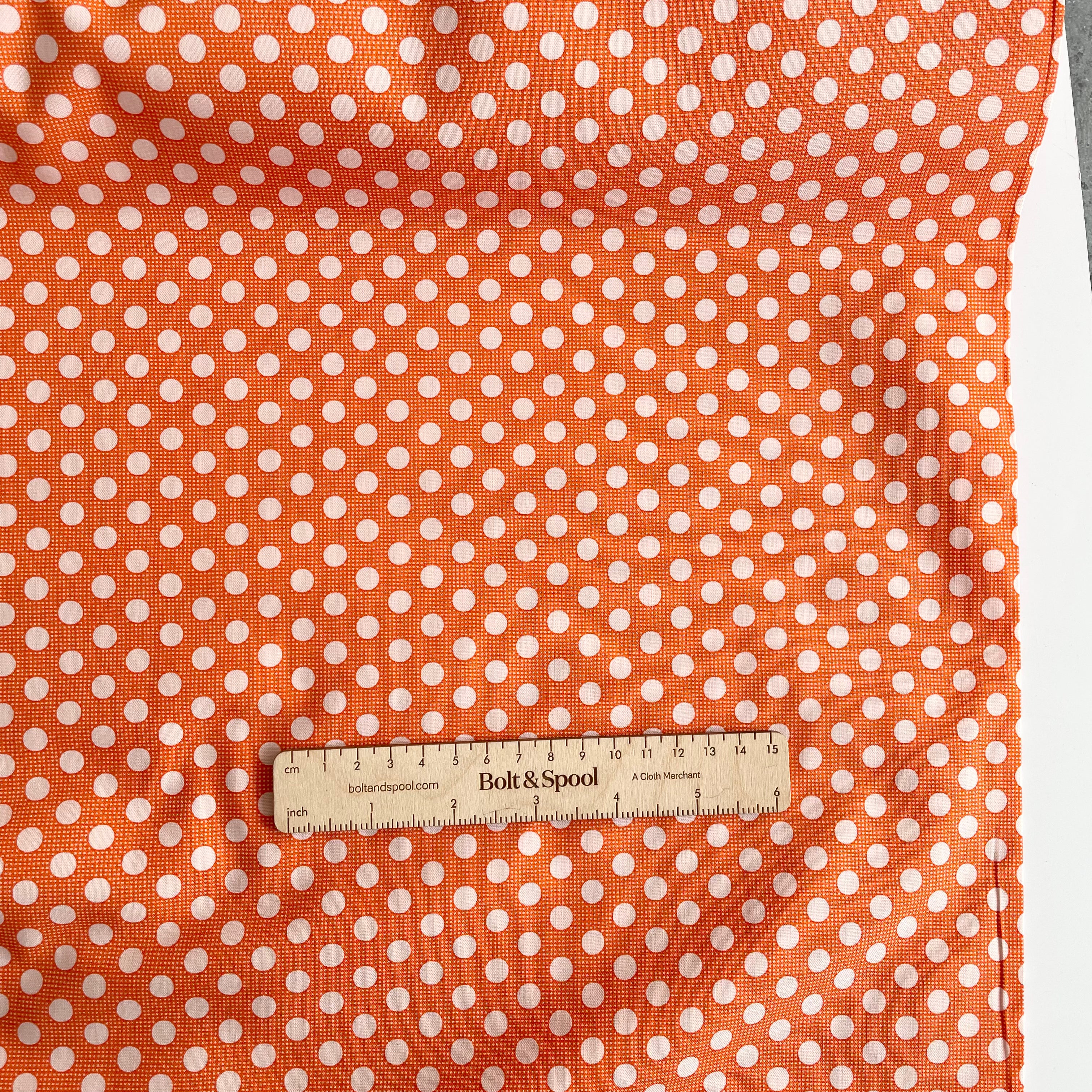 Tilda Fabrics : Medium Dots - Ginger