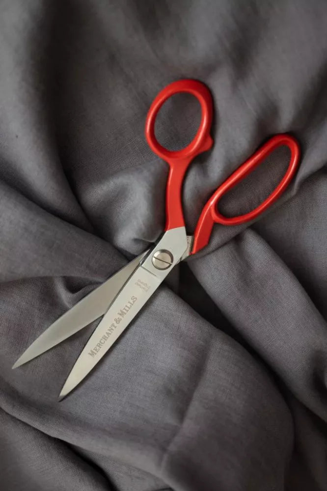Merchant & Mills Notions : Red Extra Sharp Scissors - 8"