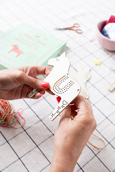 Cotton Clara : Dala Horses Embroidery Board Kit