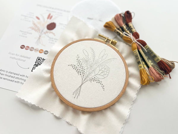 Matryoshka : Dried Flowers Bouquet Embroidery Kit