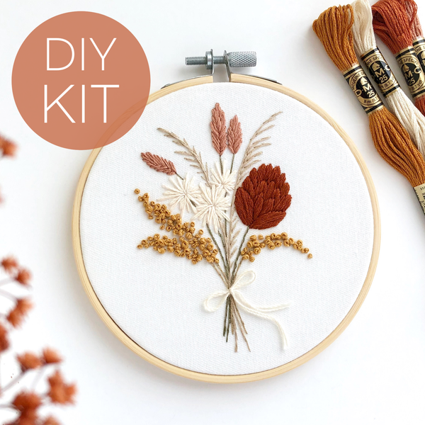 Matryoshka : Dried Flowers Bouquet Embroidery Kit