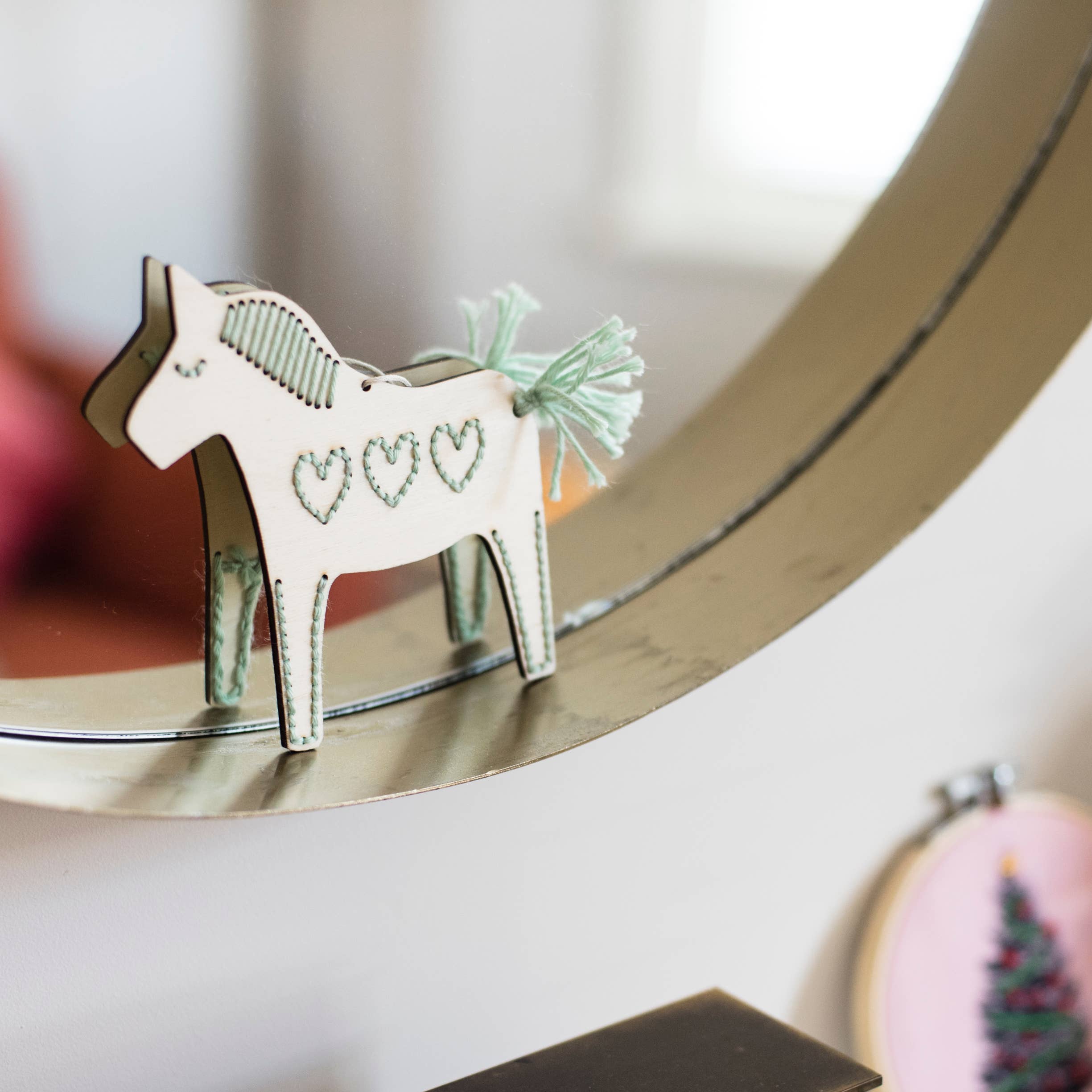 Cotton Clara : Dala Horses Embroidery Board Kit