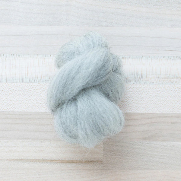 Felted Sky : Felter's Flowing Wool Roving - 1/2 - 1 oz