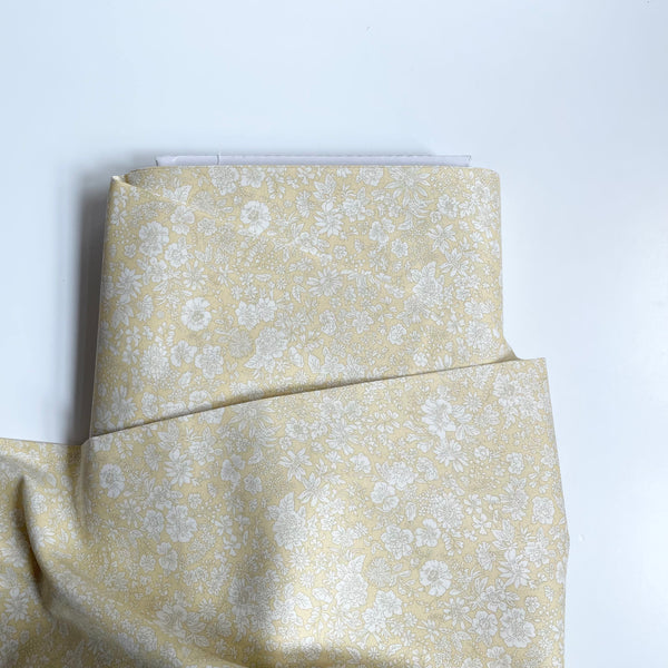 Liberty Fabrics by Riley Blake : Emily Belle Magnolia