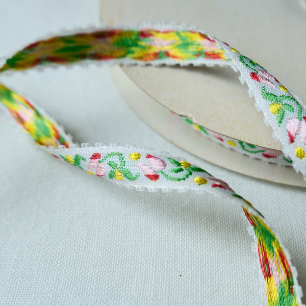 vintage narrow woven jacquard ribbon with picot edge