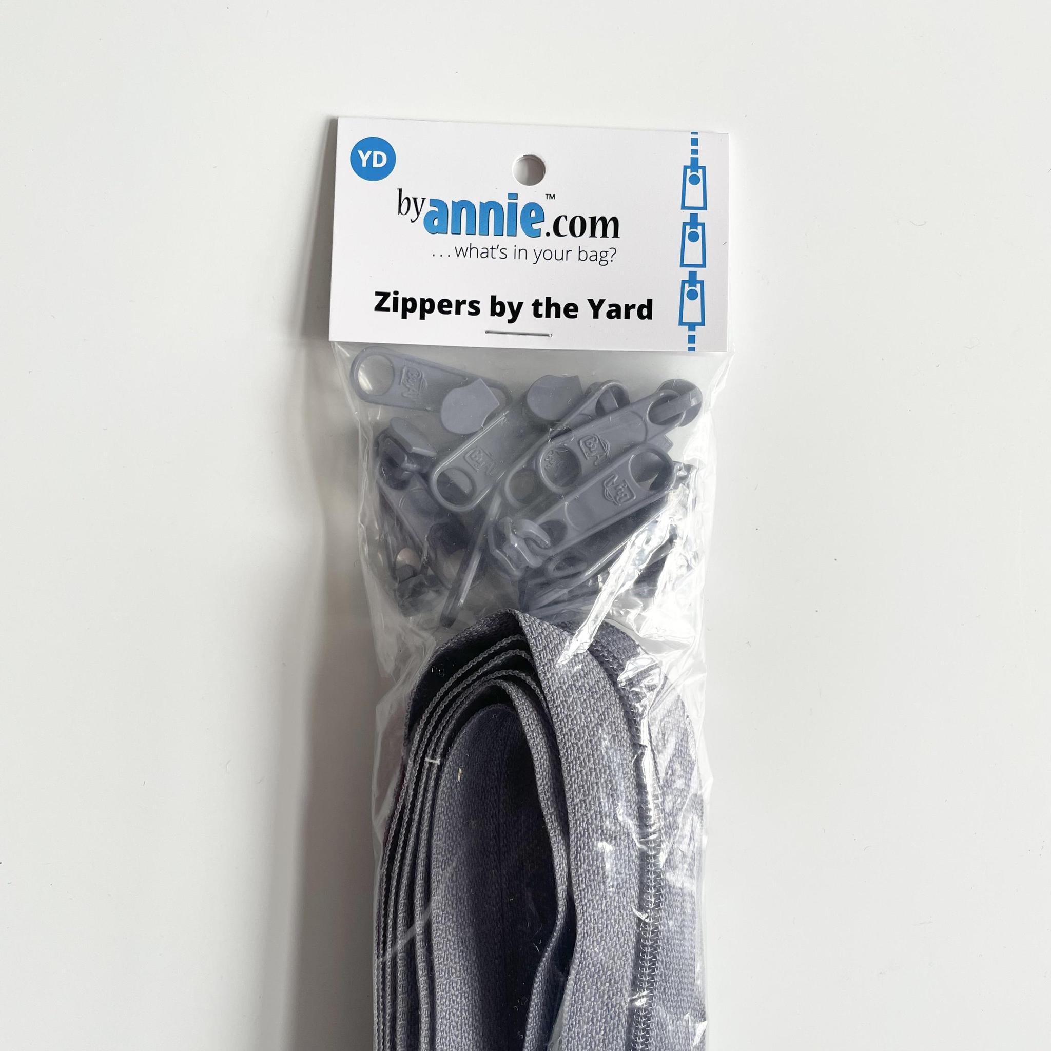 By Annie : Zippers by the Yard