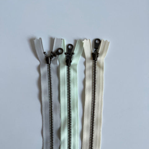 Clover Bamboo Knitting Needles - No. 10 – Bolt & Spool