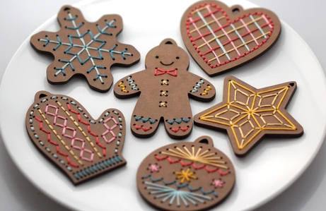 Kiriki Press Stitched Ornament Kit - Mitten