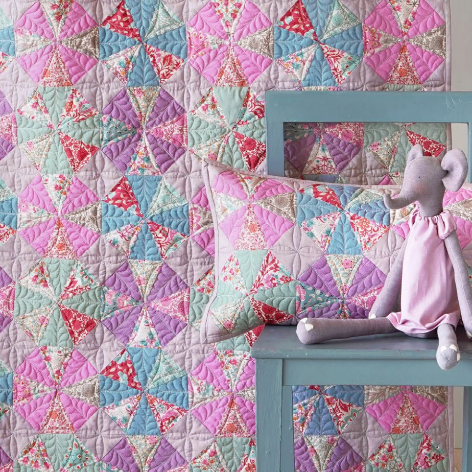 Free quilt pattern with Windy Days by Tilda