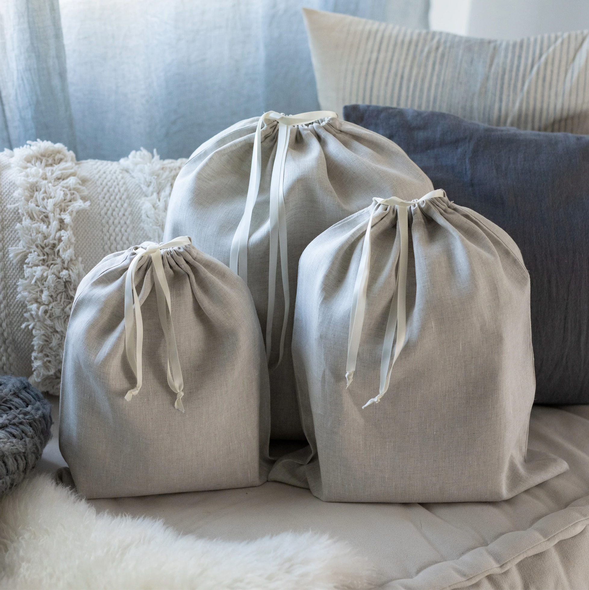 Felted Sky : Linen Gift Bags - Medium
