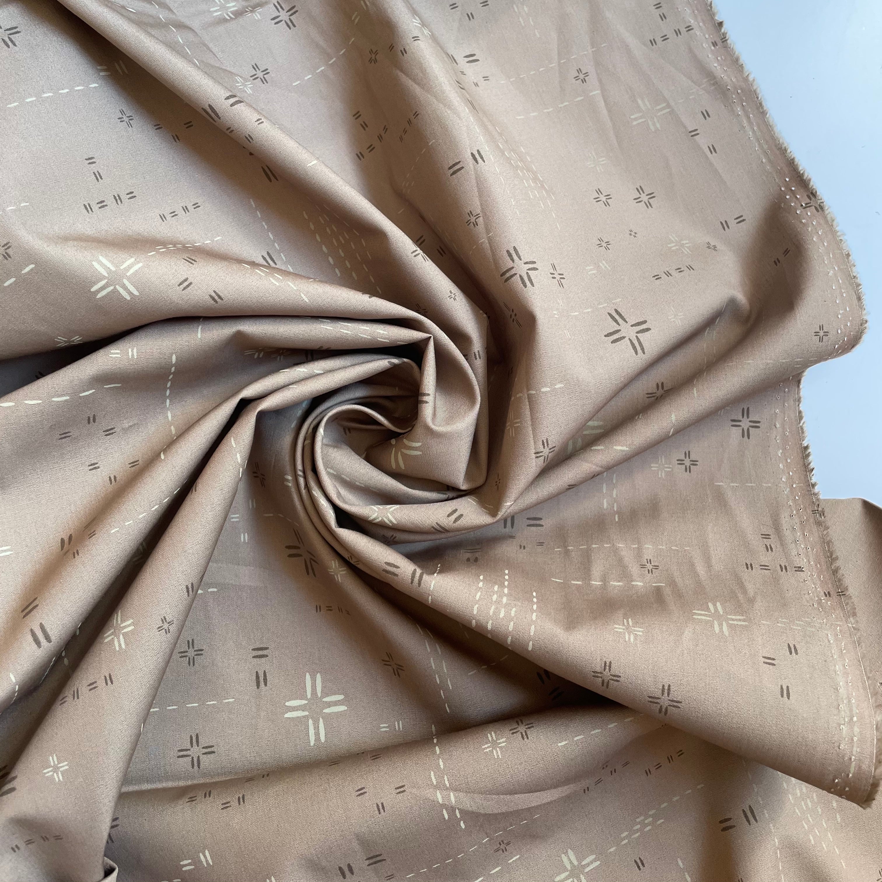 Art Gallery Fabrics : Decostitch - Timber Wolf