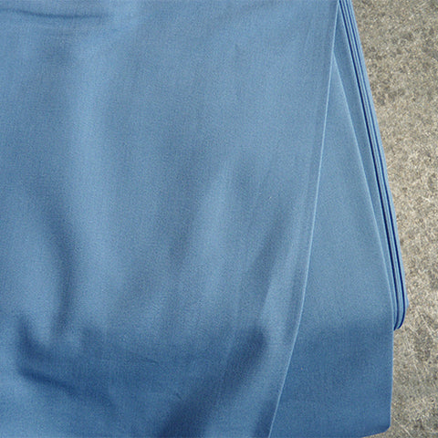 Art Gallery Fabrics : Pure Solids - Parisian Blue quilting cotton 