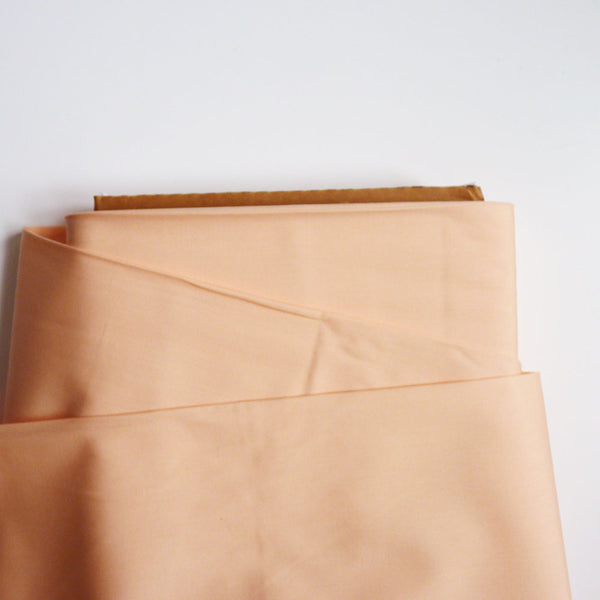 Art Gallery Fabrics : Pure Solids - Peach Sherbet