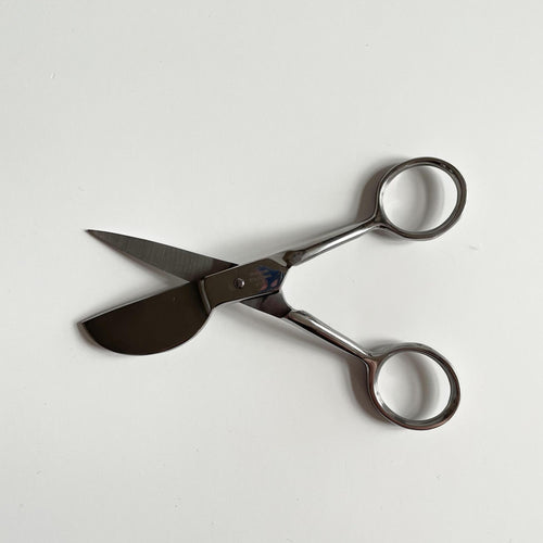 Famore Mini Duckbill Applique Scissors - 4.5"