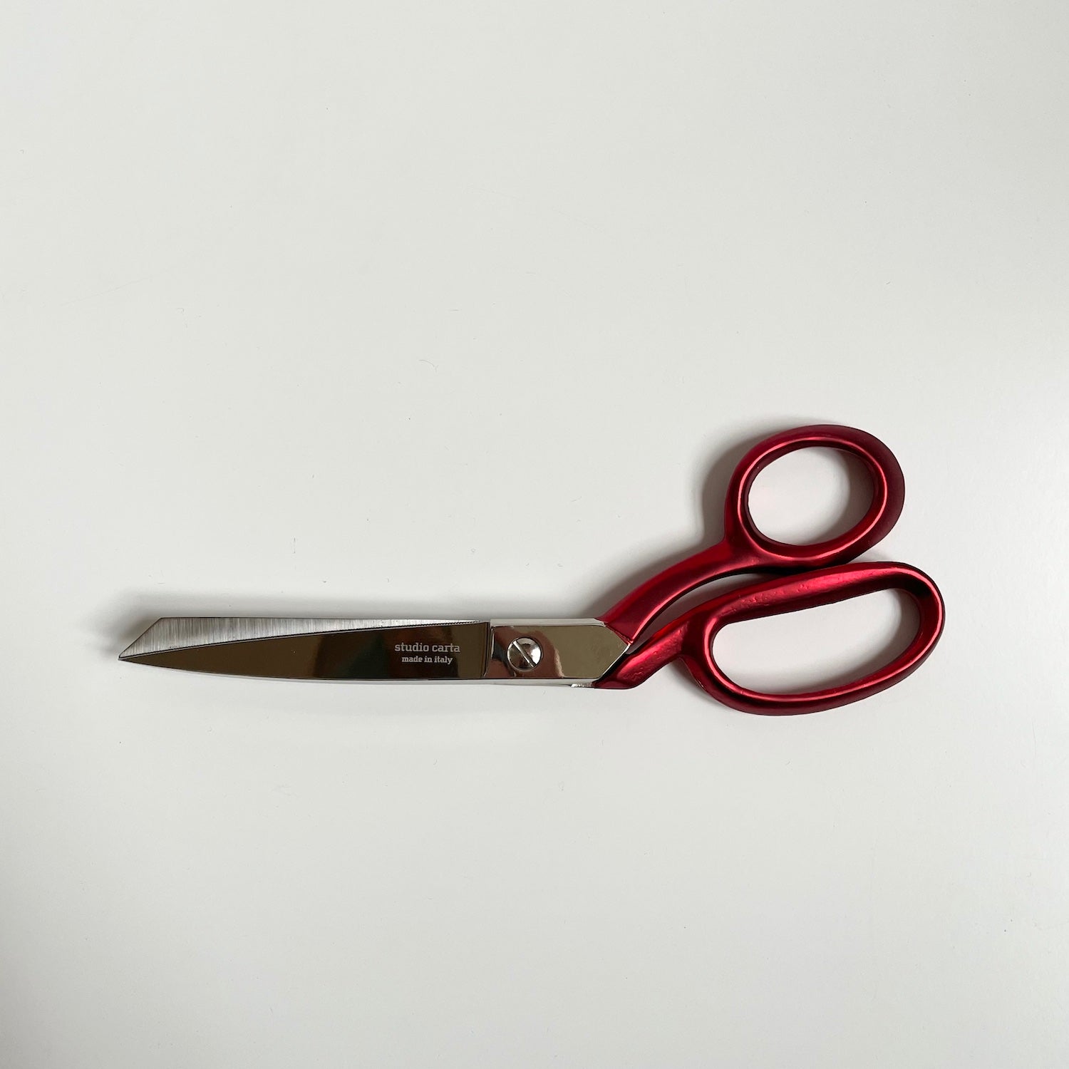 Studio Carta : Scarlet Handled Scissors - Jumbo