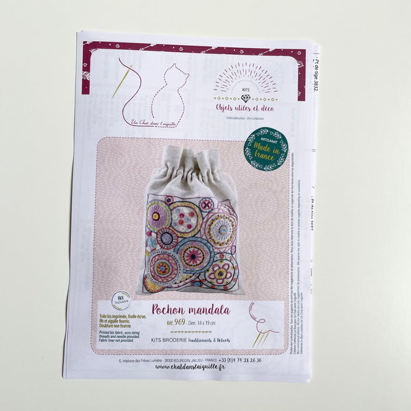 Un Chat Embroidery Kit : Mandala Pouch