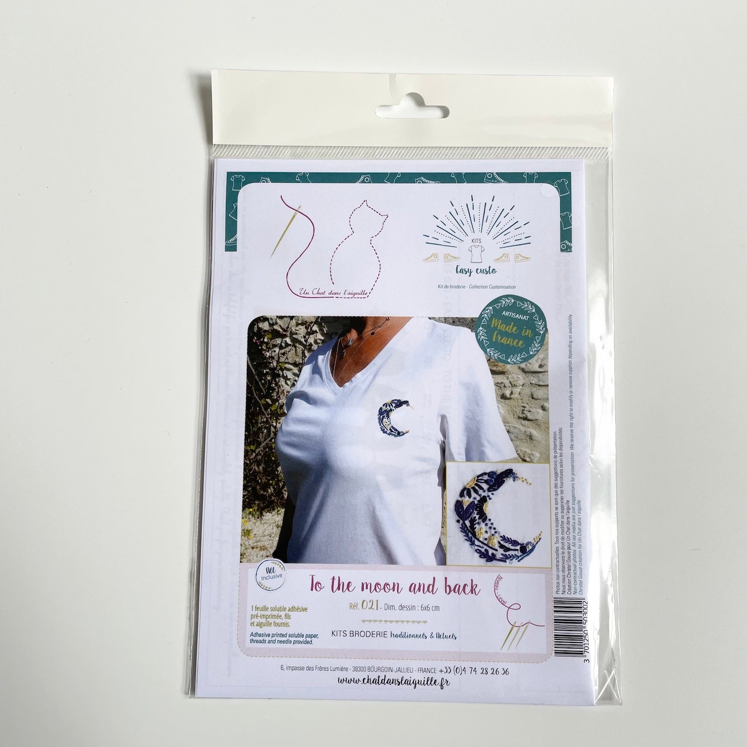 Un Chat Clothing Customization Kit : To the Moon