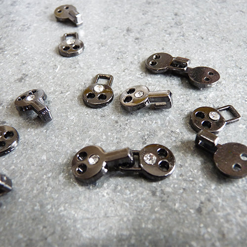 crystal stud metal hook and eyes pewter