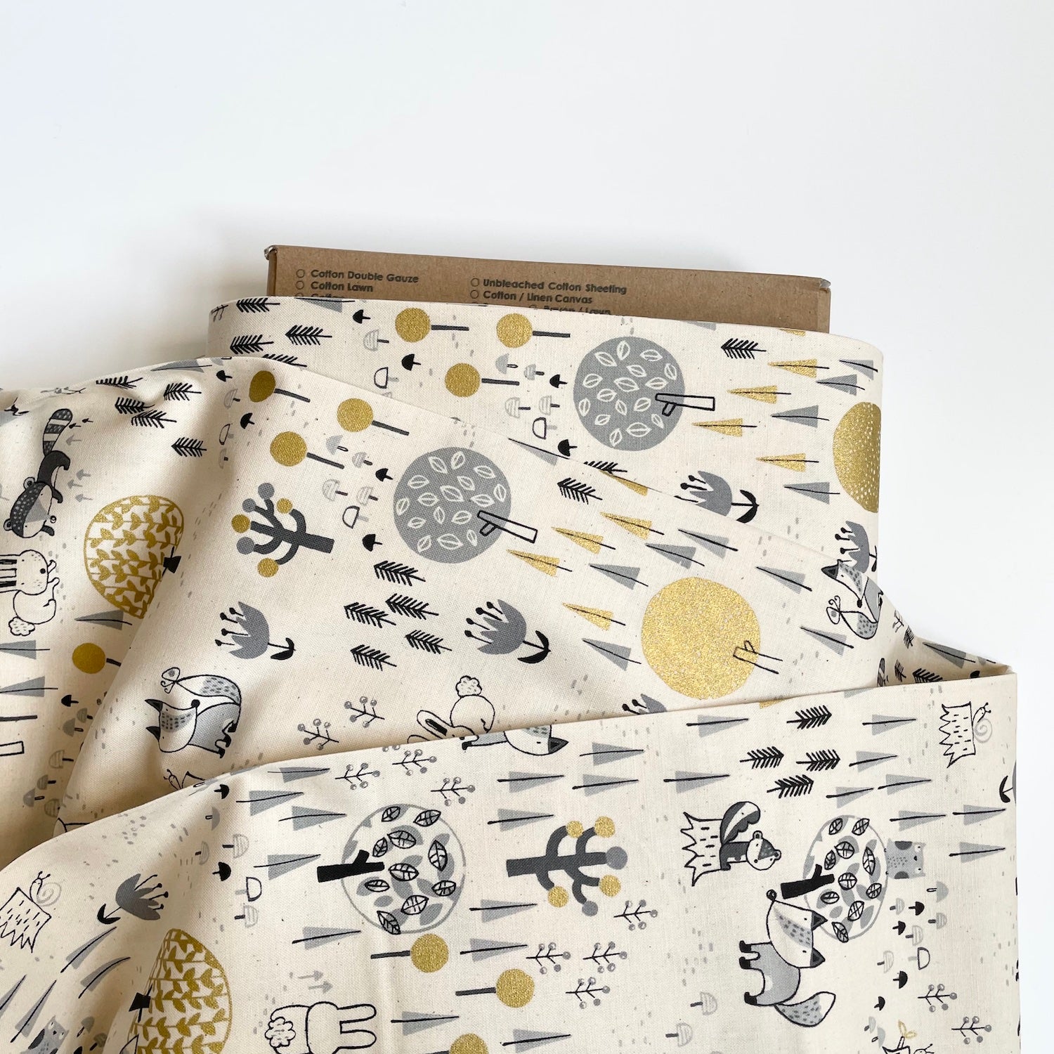 Cotton + Steel : Festival Companion - Fox and Friends Unbleached Black Metallic