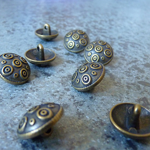 8 Unusual Oval Antiqued Brass Tone Metal Shank Buttons 1 3/8 35mm Long 9541