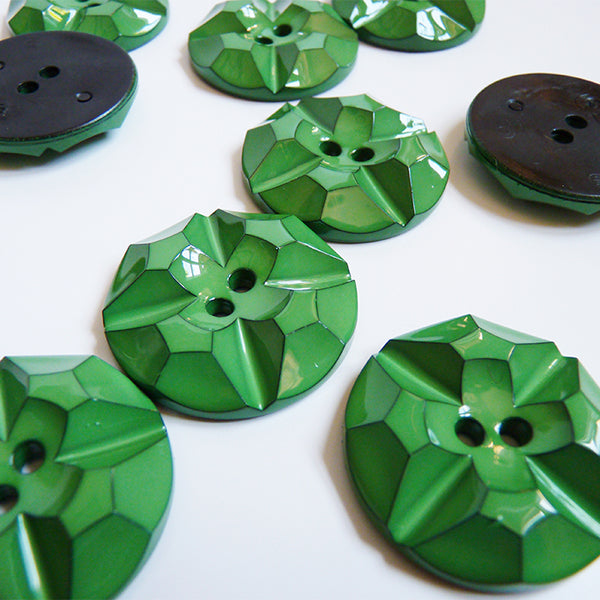 Faceted Plastic Button - Green