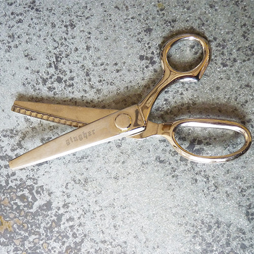 8 1/2 Inch Pinking Shears-made in Italy 