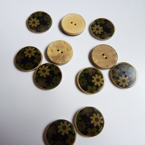 Coconut Resin Button - Floral Camouflage
