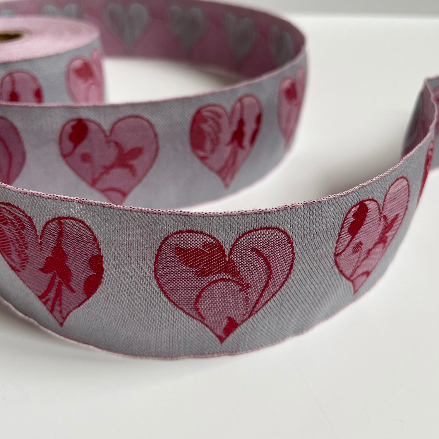 Kafka Ribbon : Hearts