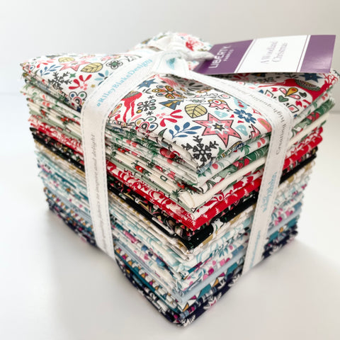 Liberty Fabrics by Riley Blake Fat Quarter Bundle - A Woodland Christmas
