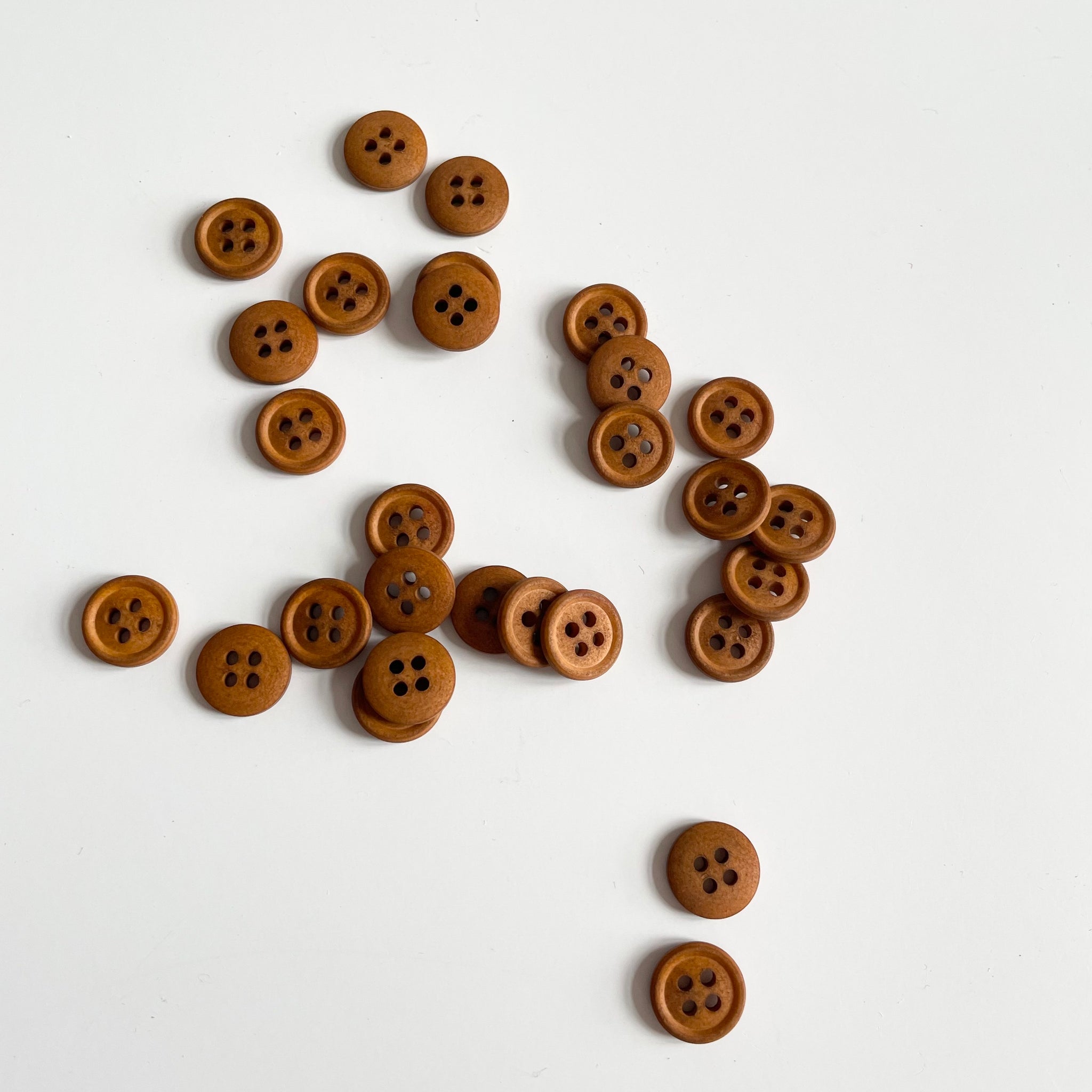 Merchant & Mills : Cotton Buttons - Rusty Orange