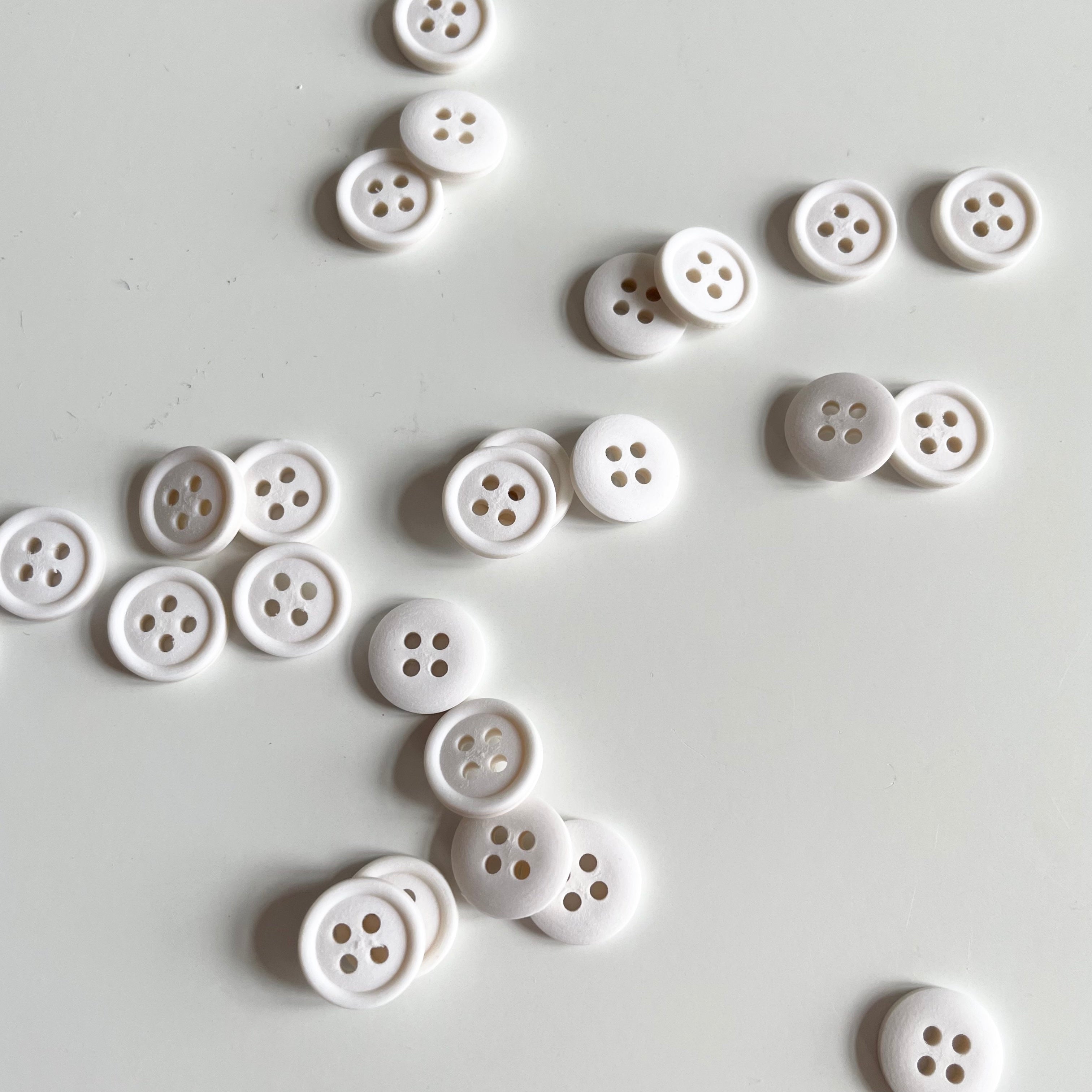 Merchant & Mills Cotton Buttons - Milk