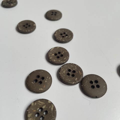Merchant & Mills Olive Speckles Buttons