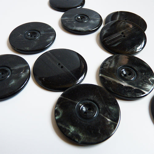 Pearly Disc Plastic Button - Black