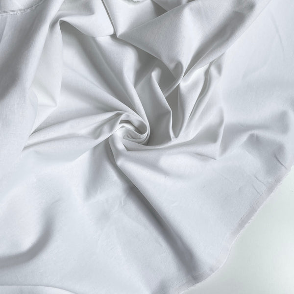 Robert Kaufman : Essex Linen / Cotton - White