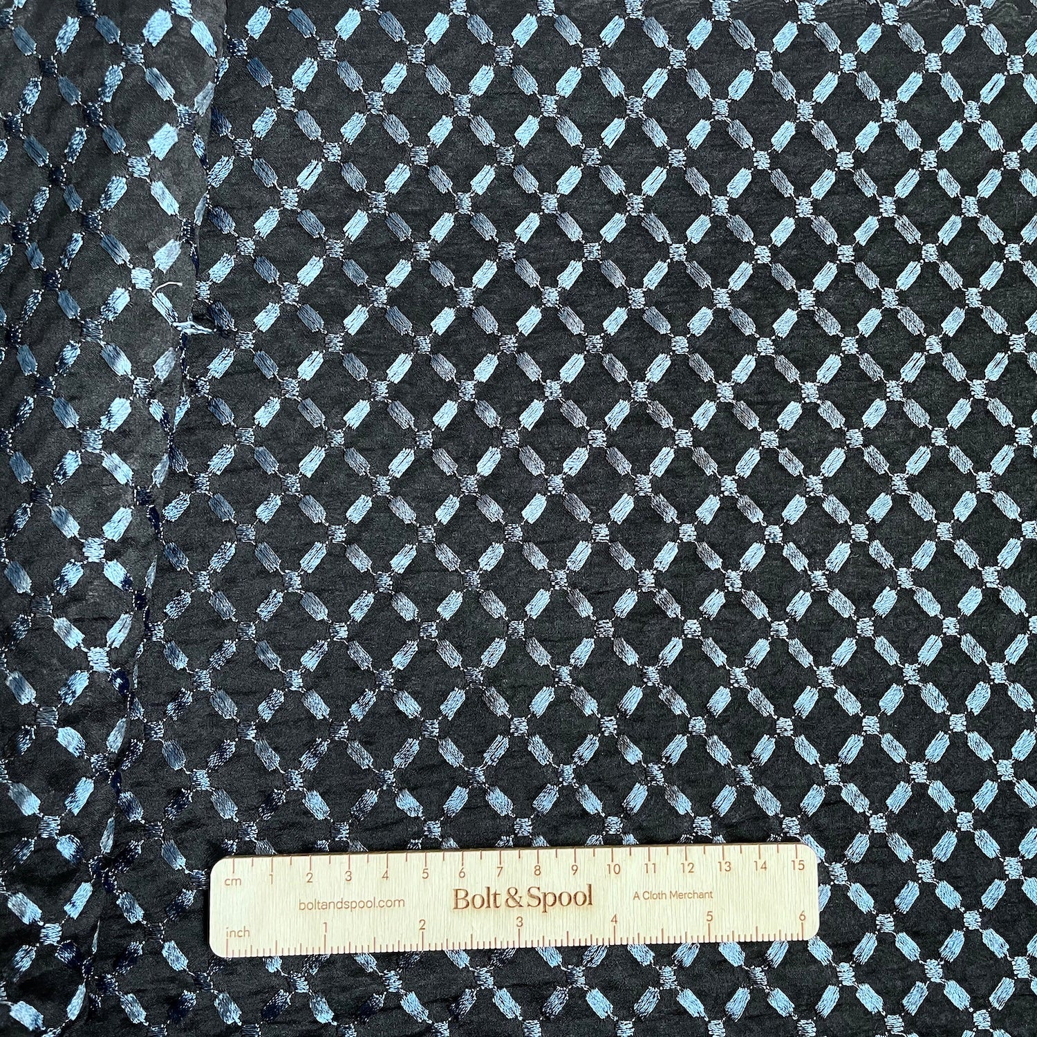 Embroidered Silk Organza - Feminetta