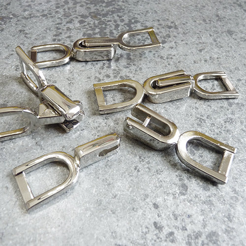 slotted silver buckle toggle