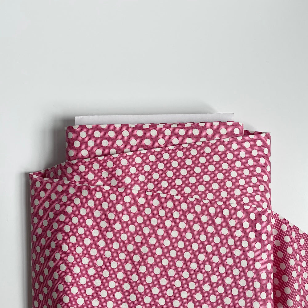 Tilda Fabrics : Medium Dots - Red