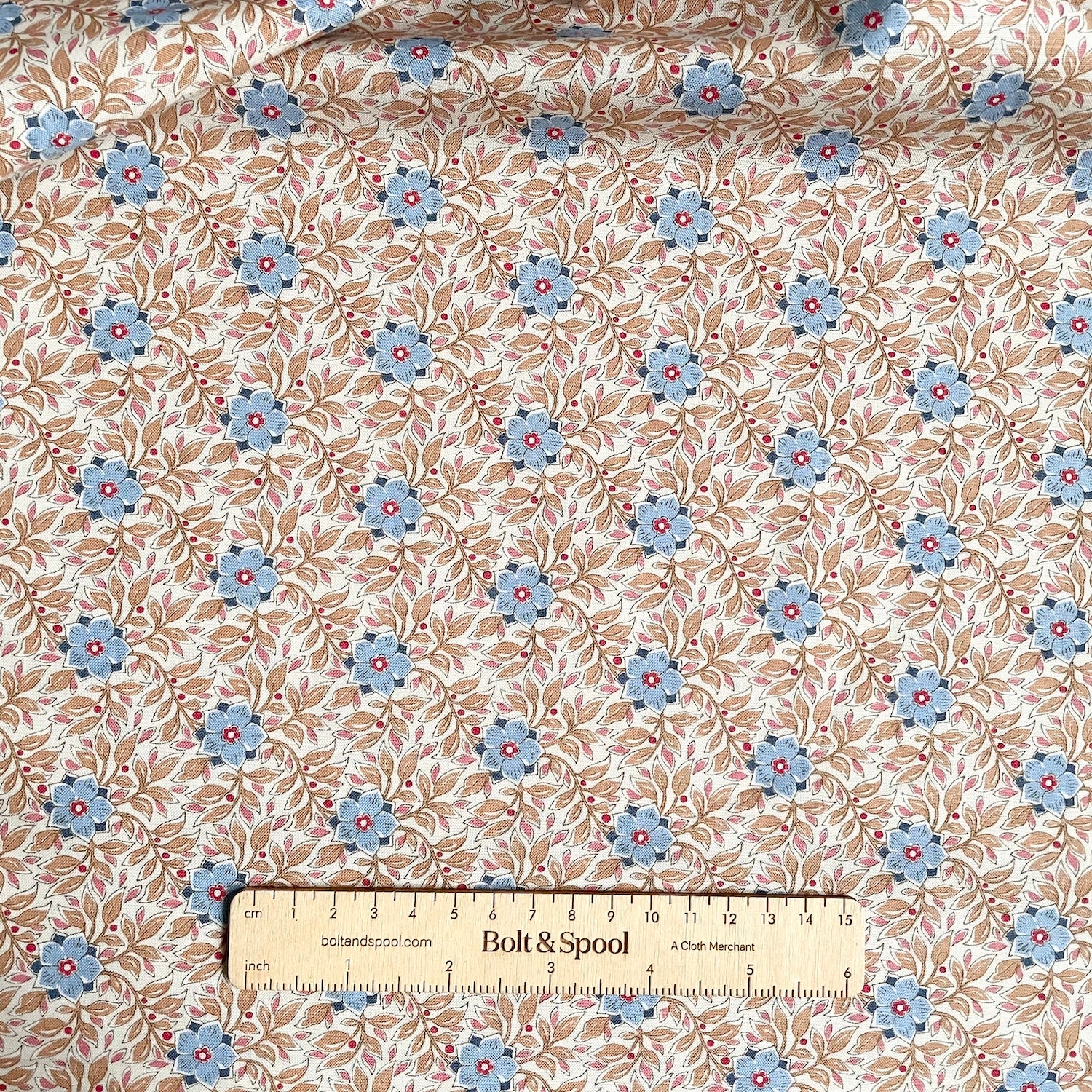 Tilda Fabrics : Windy Days - Wendy Camel