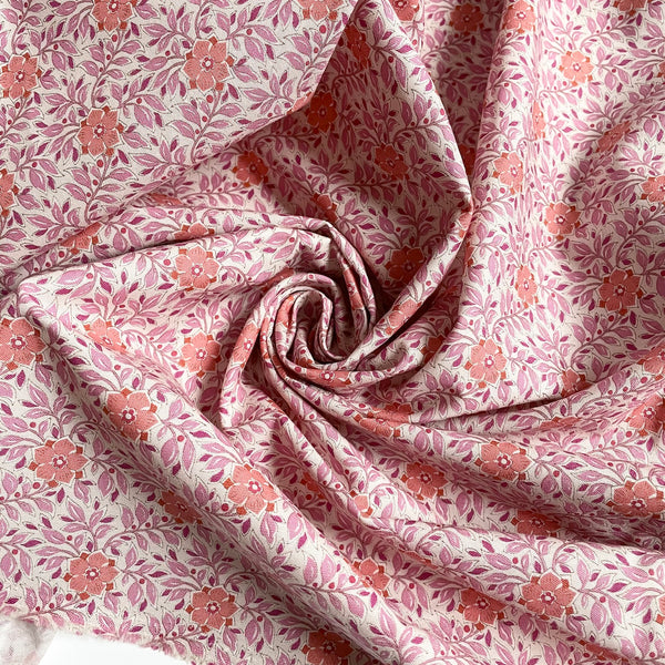 Tilda Fabrics : Windy Days - Wendy Pink