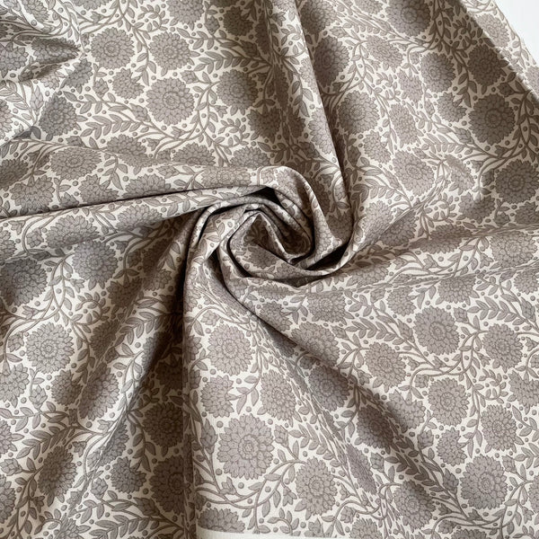 Tilda Fabrics : Windy Days - Aella Grey