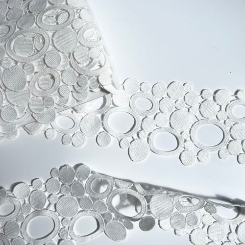 Guipure Lace - Dots and Circles White