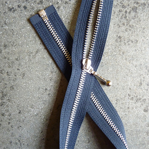 22 in ykk metal separating zipper navy